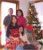family christmas tree.jpg (54681 bytes)