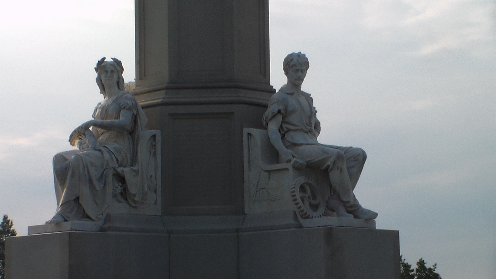 soldiers monument