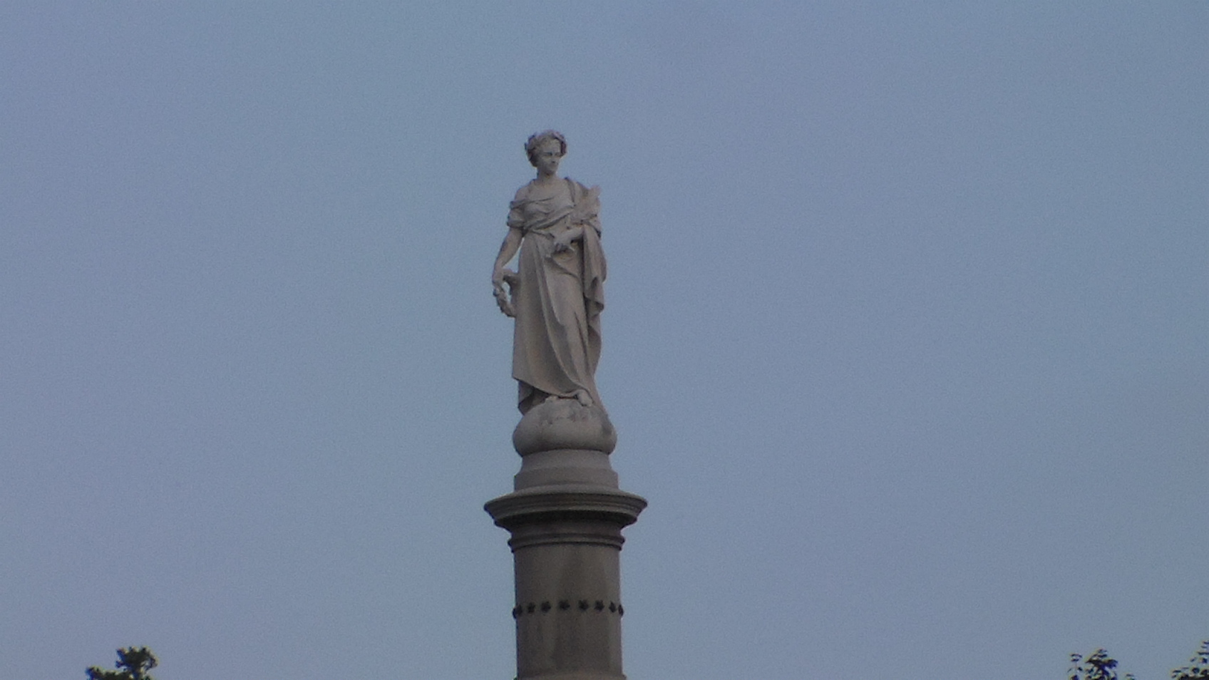 soldier monument
