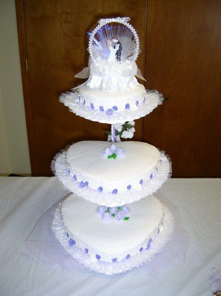 Quintbelles: Louis Vuitton Inspired Wedding Cake